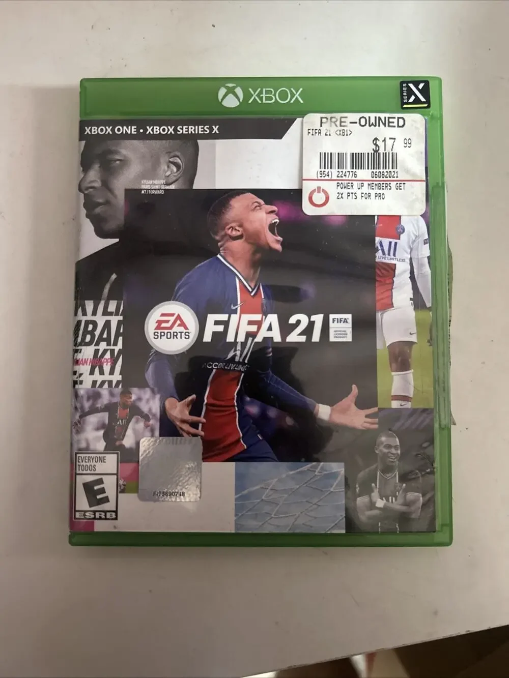 FIFA 21 (Sony PlayStation 4, 2020) -- PS4 CIB